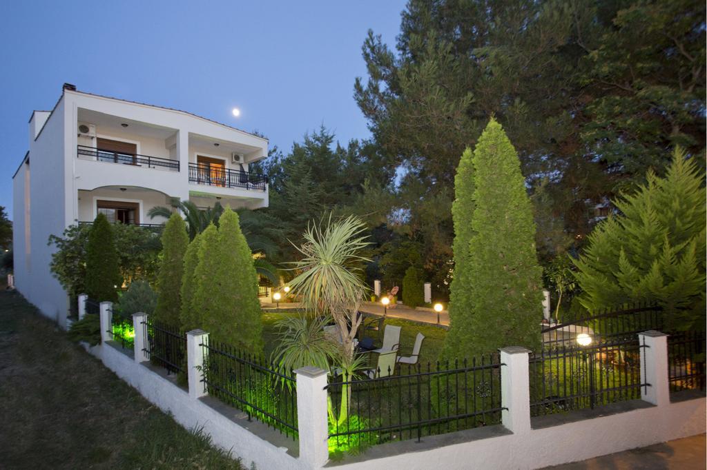Villa Katerina Potos Bagian luar foto